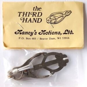 THIRD HAND Nancy Notions Sewing Hemming Clamp Tool Bontage Retro Handcrafts